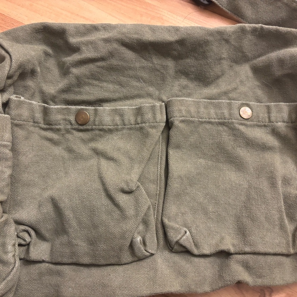 Olive Canvas Messenger Bag - Unbranded - Picture 2 of 4